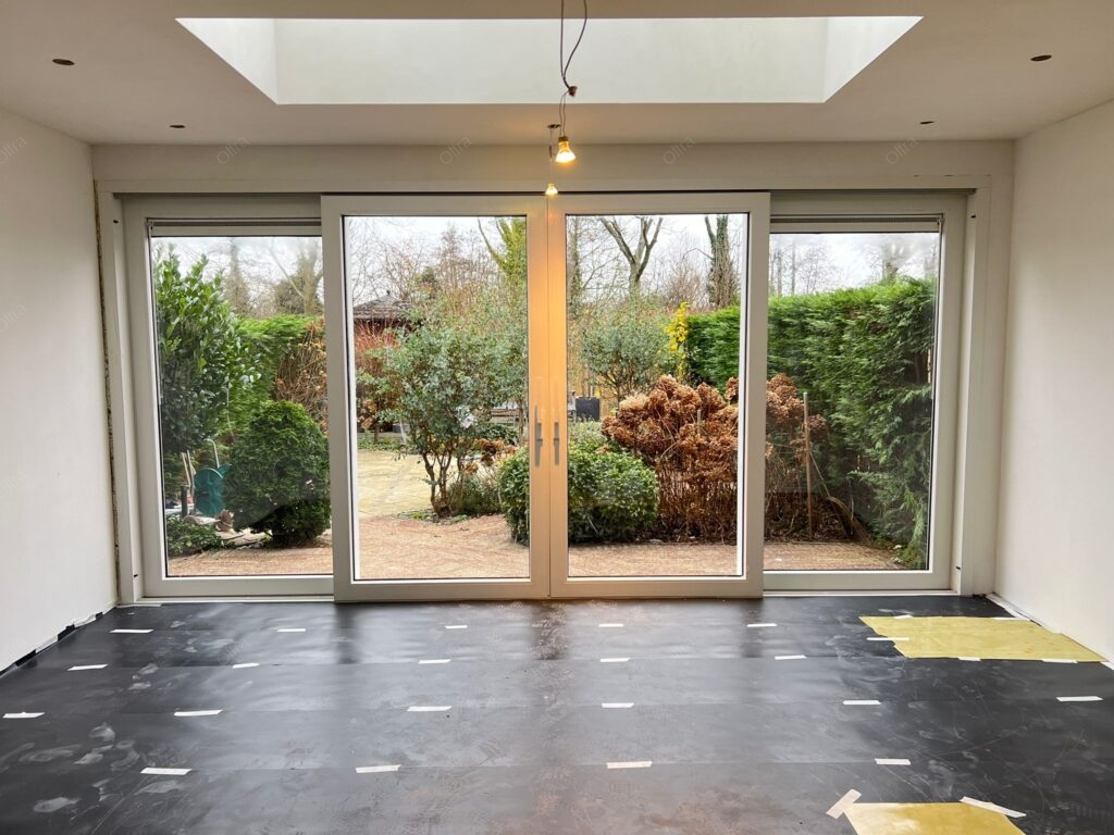 aanbouw rotterdam met daklicht en schuifpui