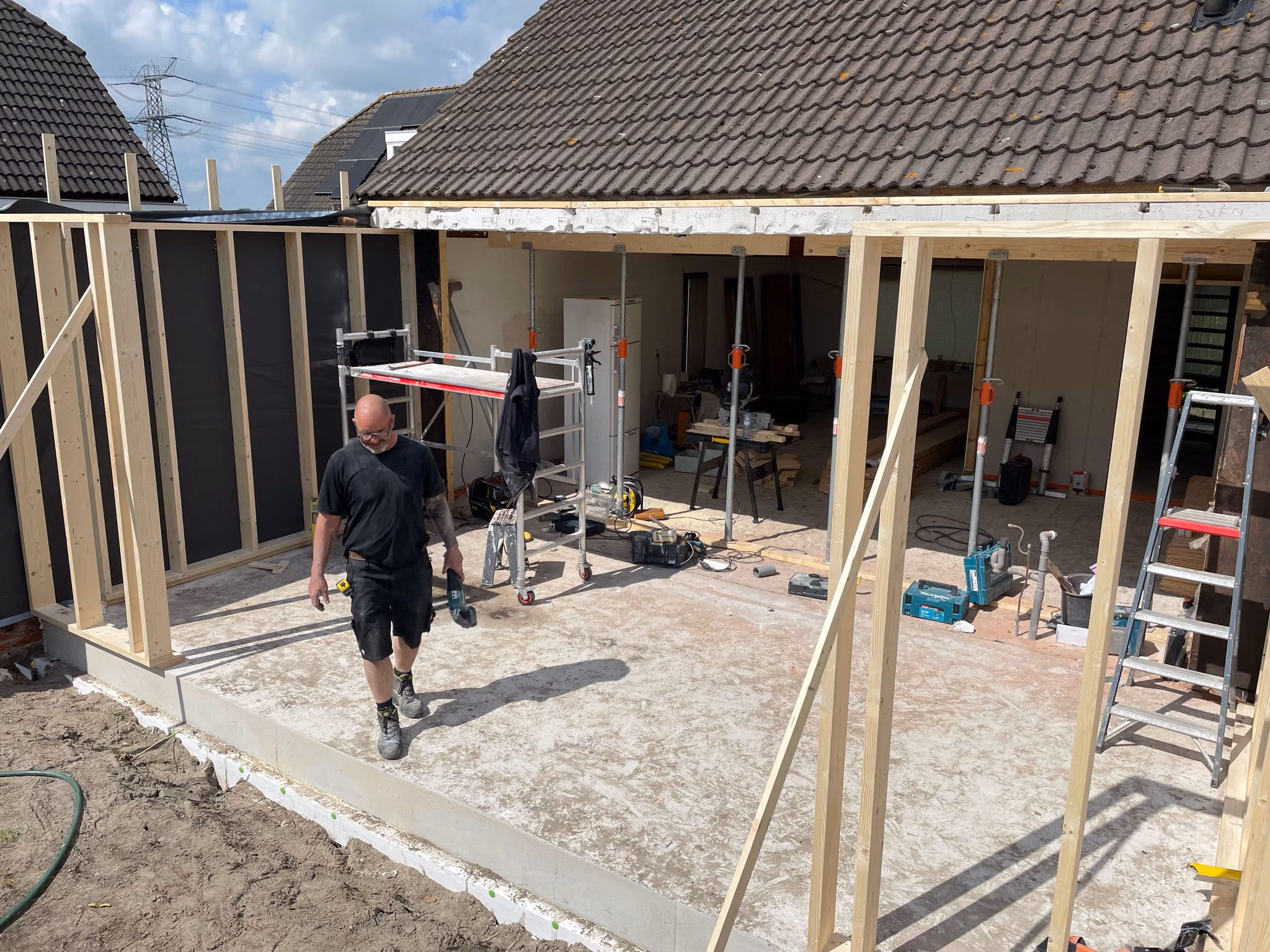 aanbouw met vergunning
