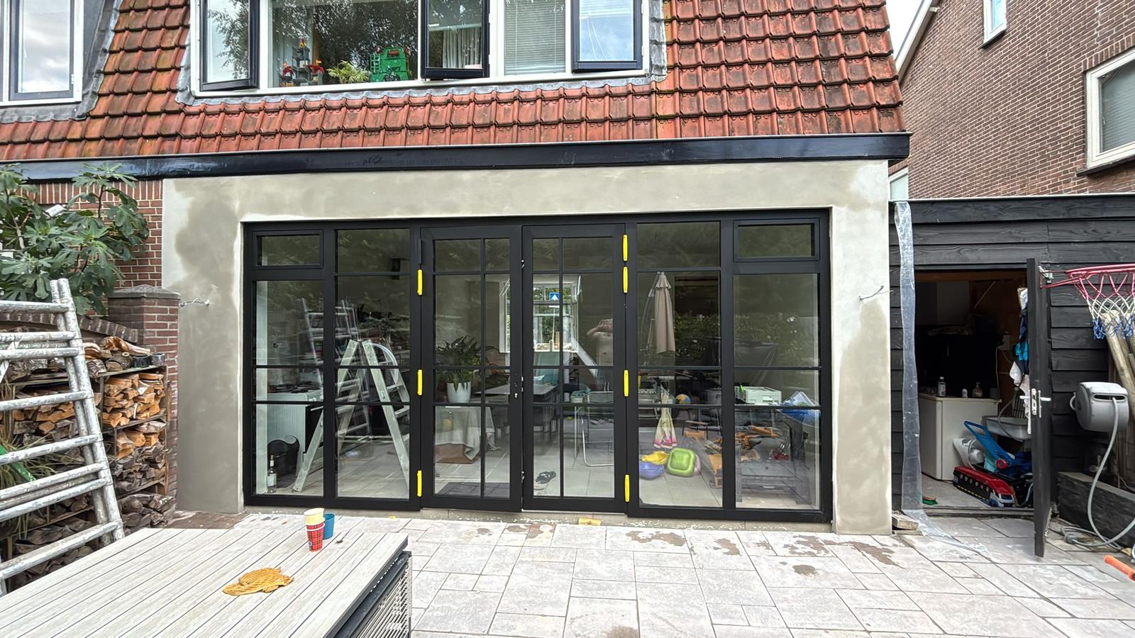 Aanbouw laten plaatsen