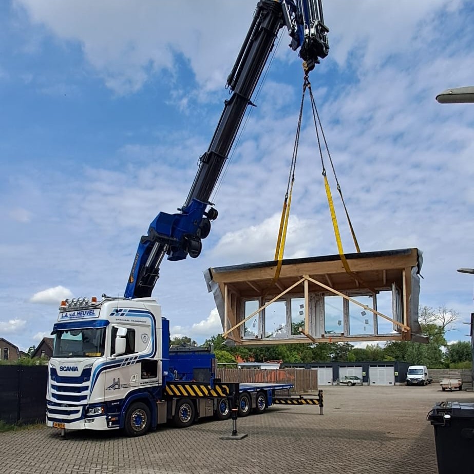 Houten Prefab dakkapel plaatsen