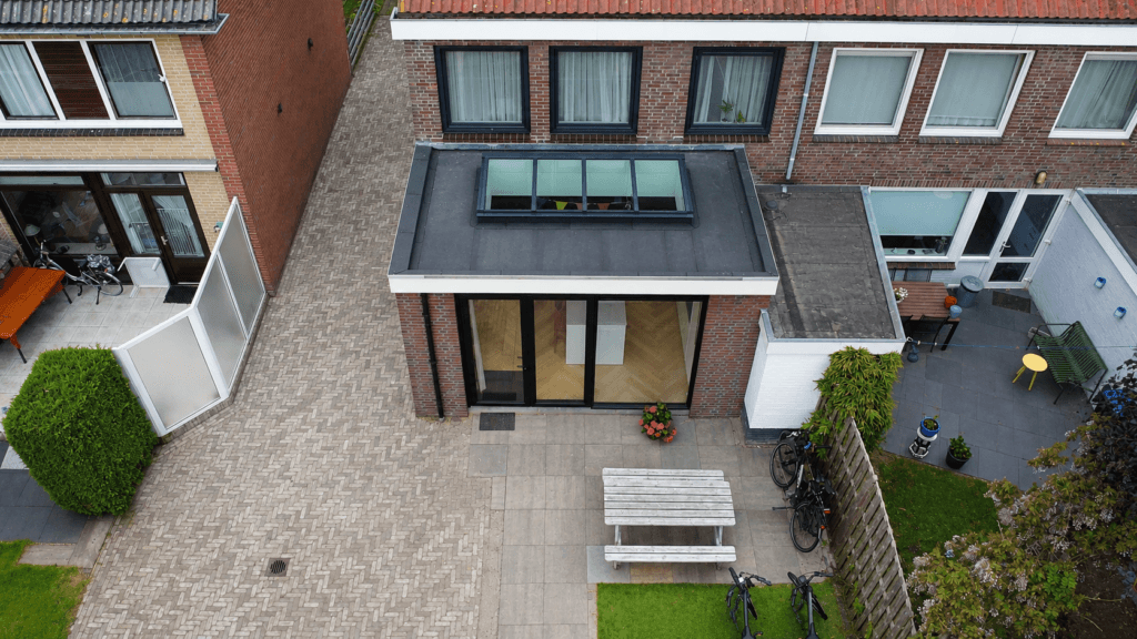 Droneshot aanbouw Zoeterwoude